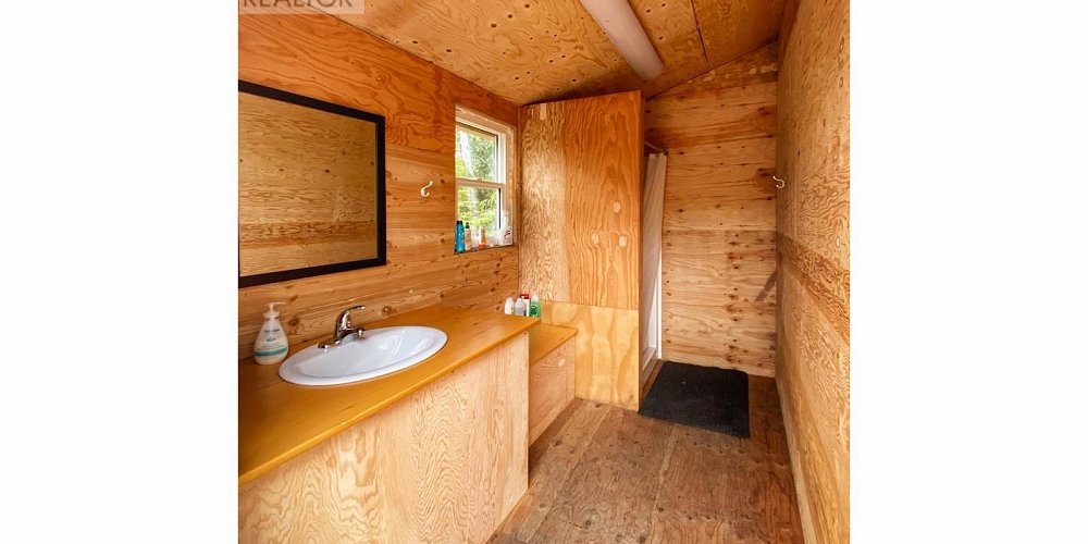 DL 972 HWY 16 Port Edward Photo 10 DL 972 HWY 16 Port Edward Photo 10